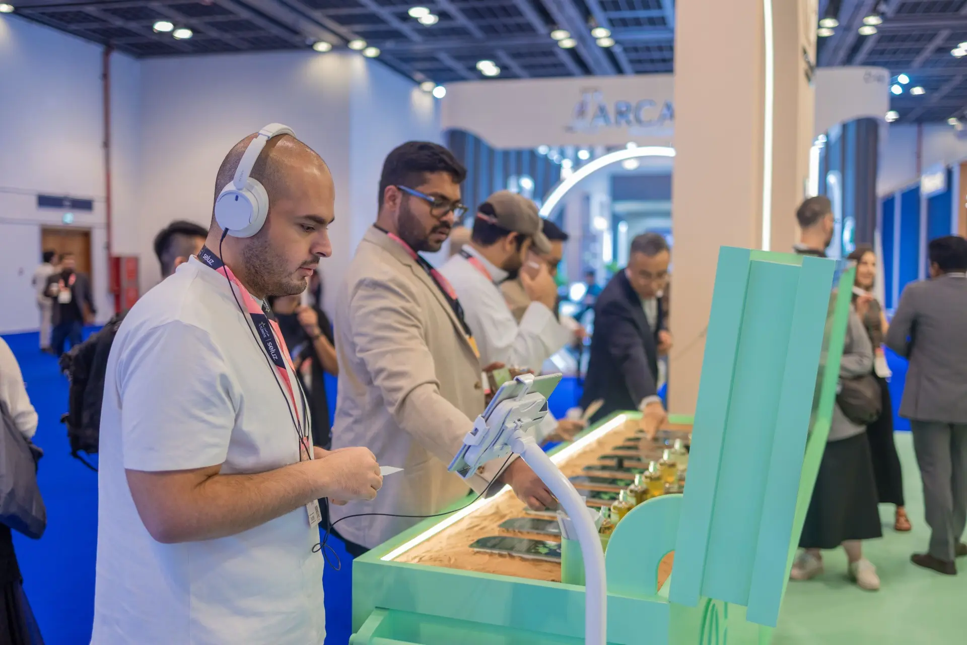 DLMDD premieres pioneering scent + sound innovation in the Middle East